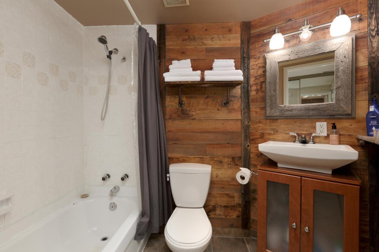 Creekside Studio By Cozystay Signature Whistler * Whistler