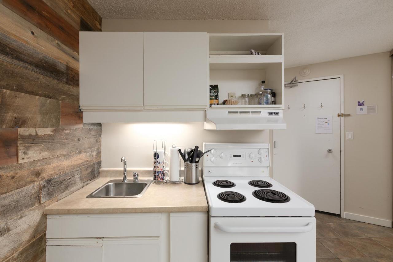 Creekside Studio By Cozystay Signature Whistler Whistler