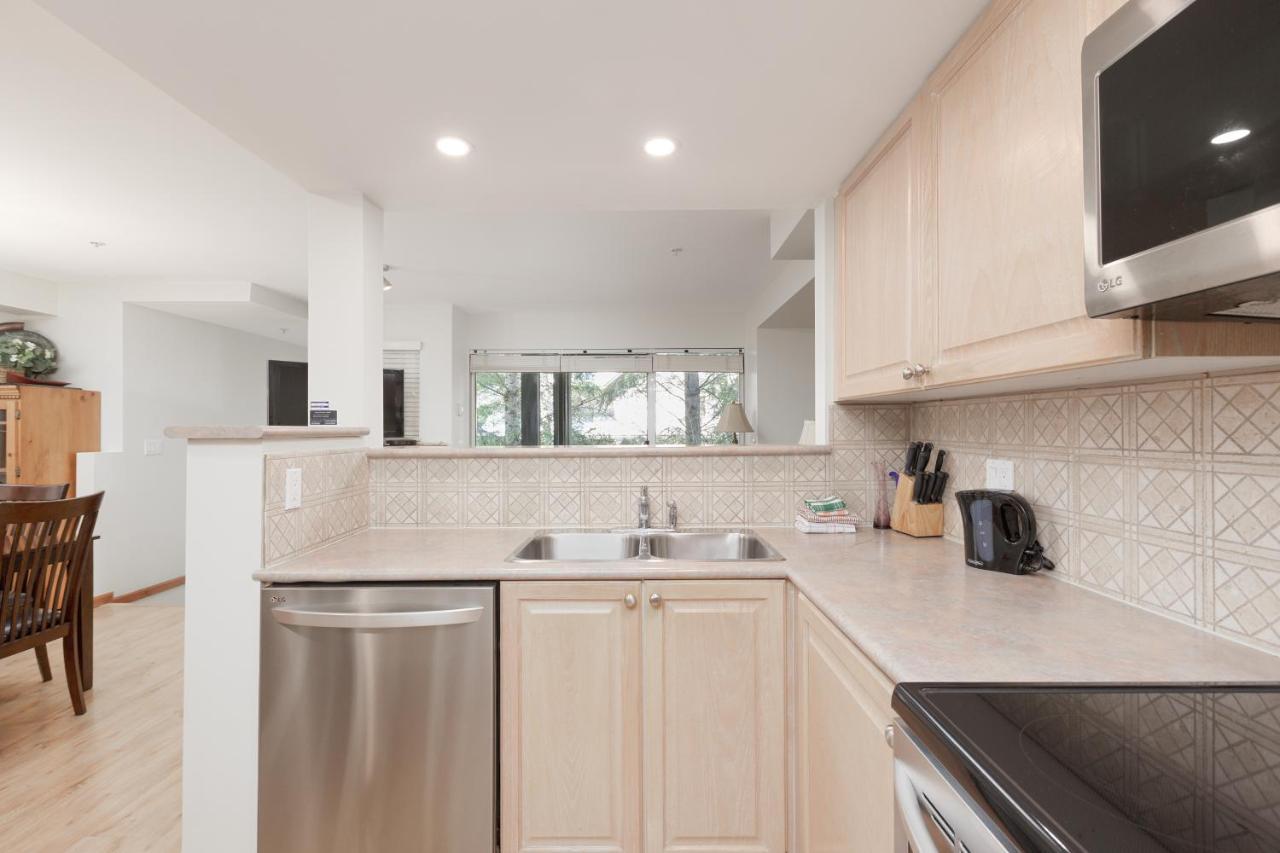 Lagoons By Cozystay Signature Whistler