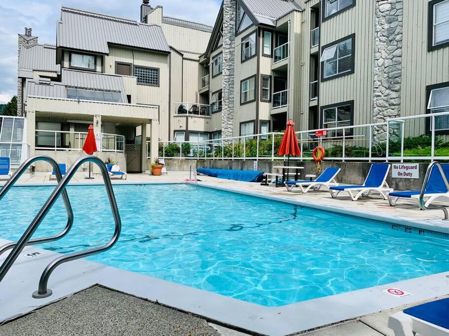 Wildwood By Cozystay Signature * Whistler