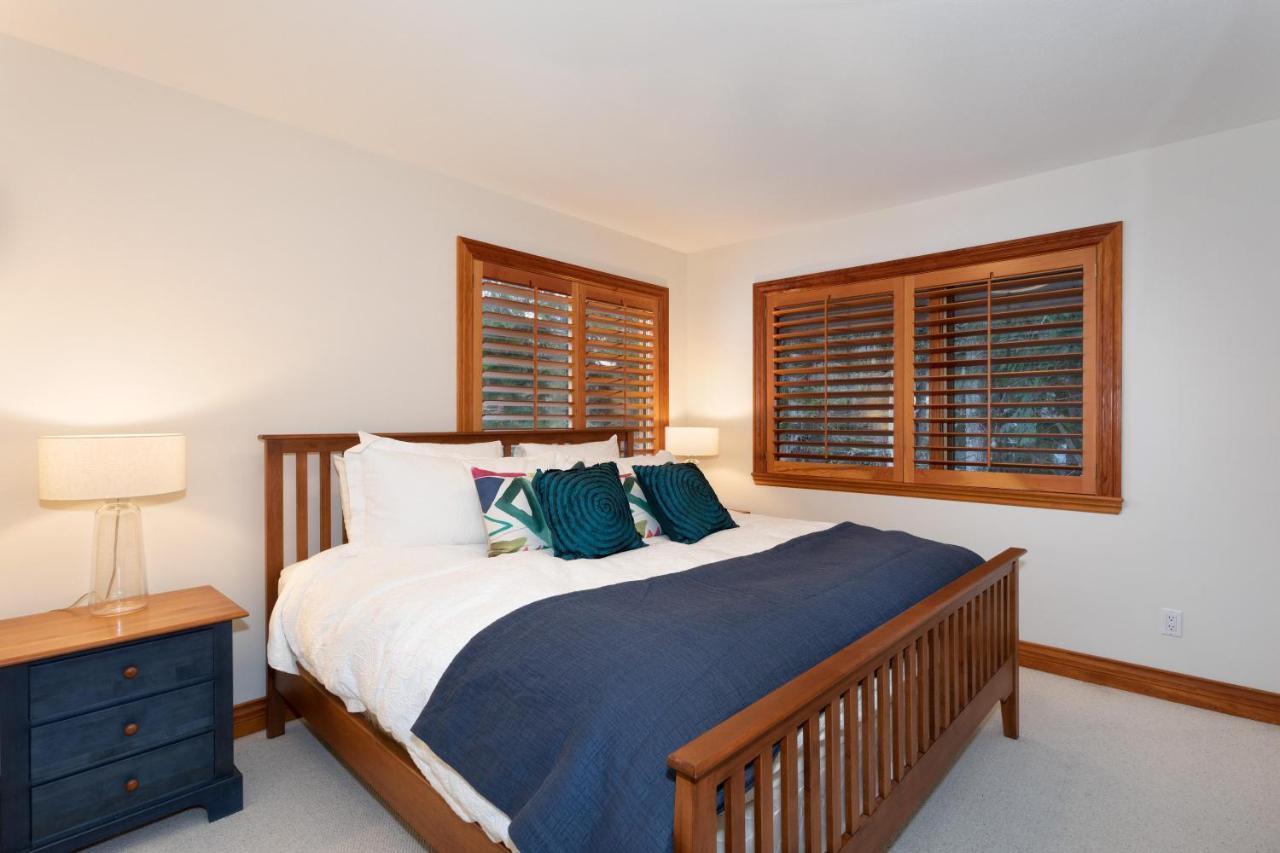 Luxury 5 Bedroom Blueberry Holiday home Whistler