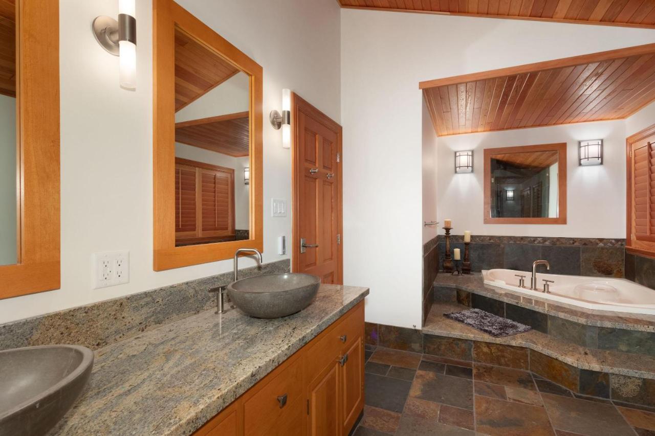 Luxury 5 Bedroom Blueberry Holiday home