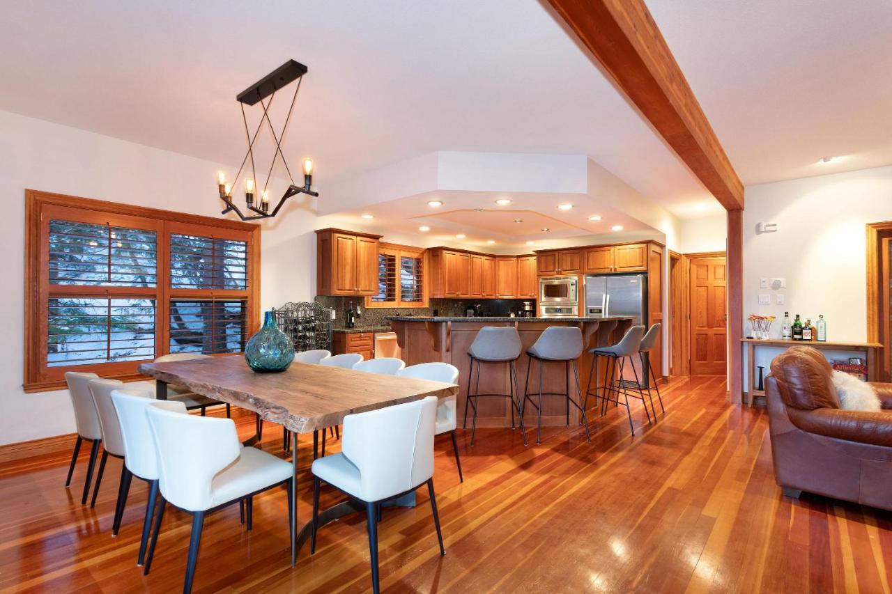 Luxury 5 Bedroom Blueberry