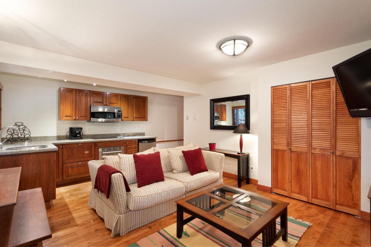 Luxury 5 Bedroom Blueberry Holiday home
