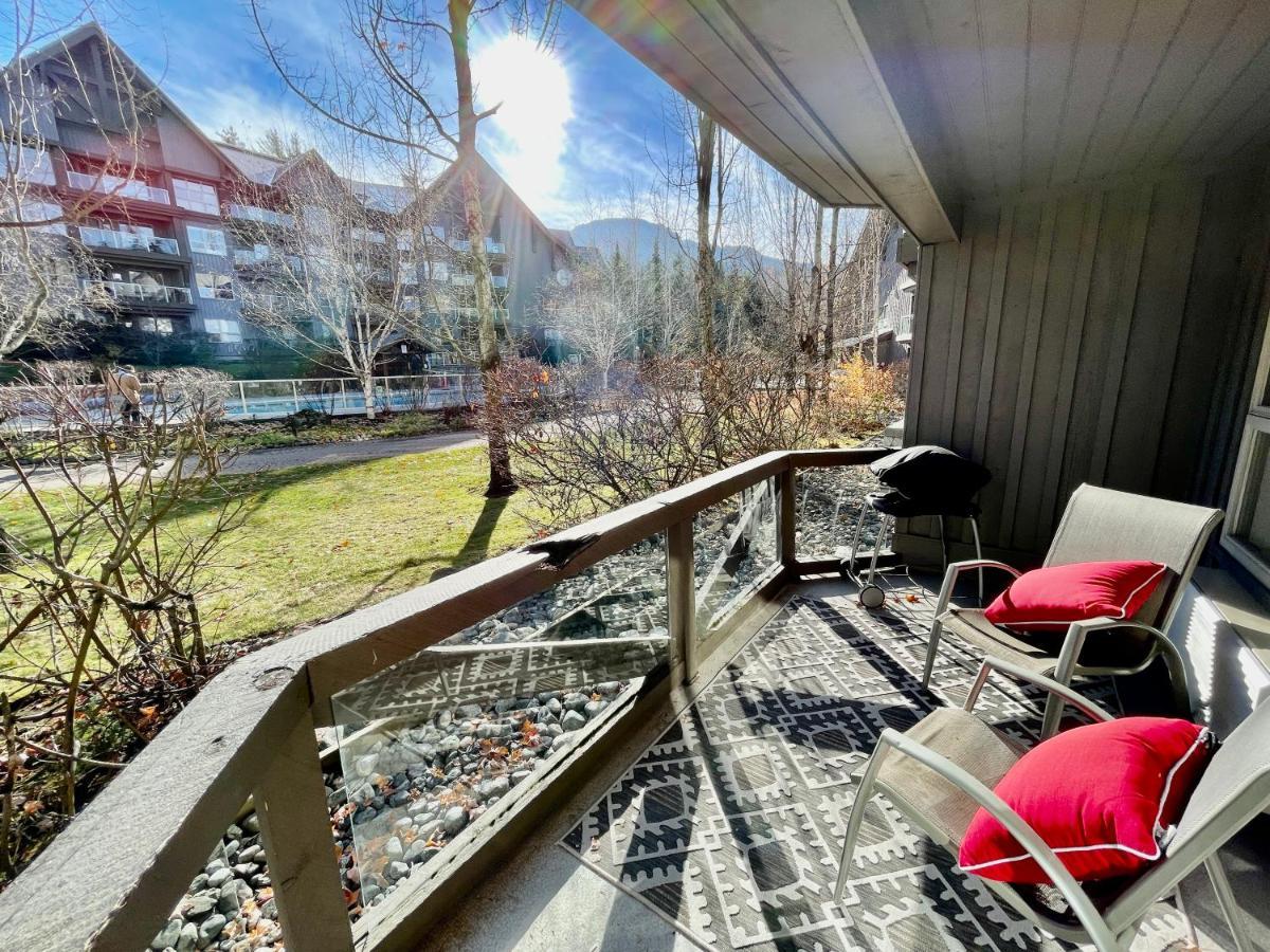 Aparthotel In Out At