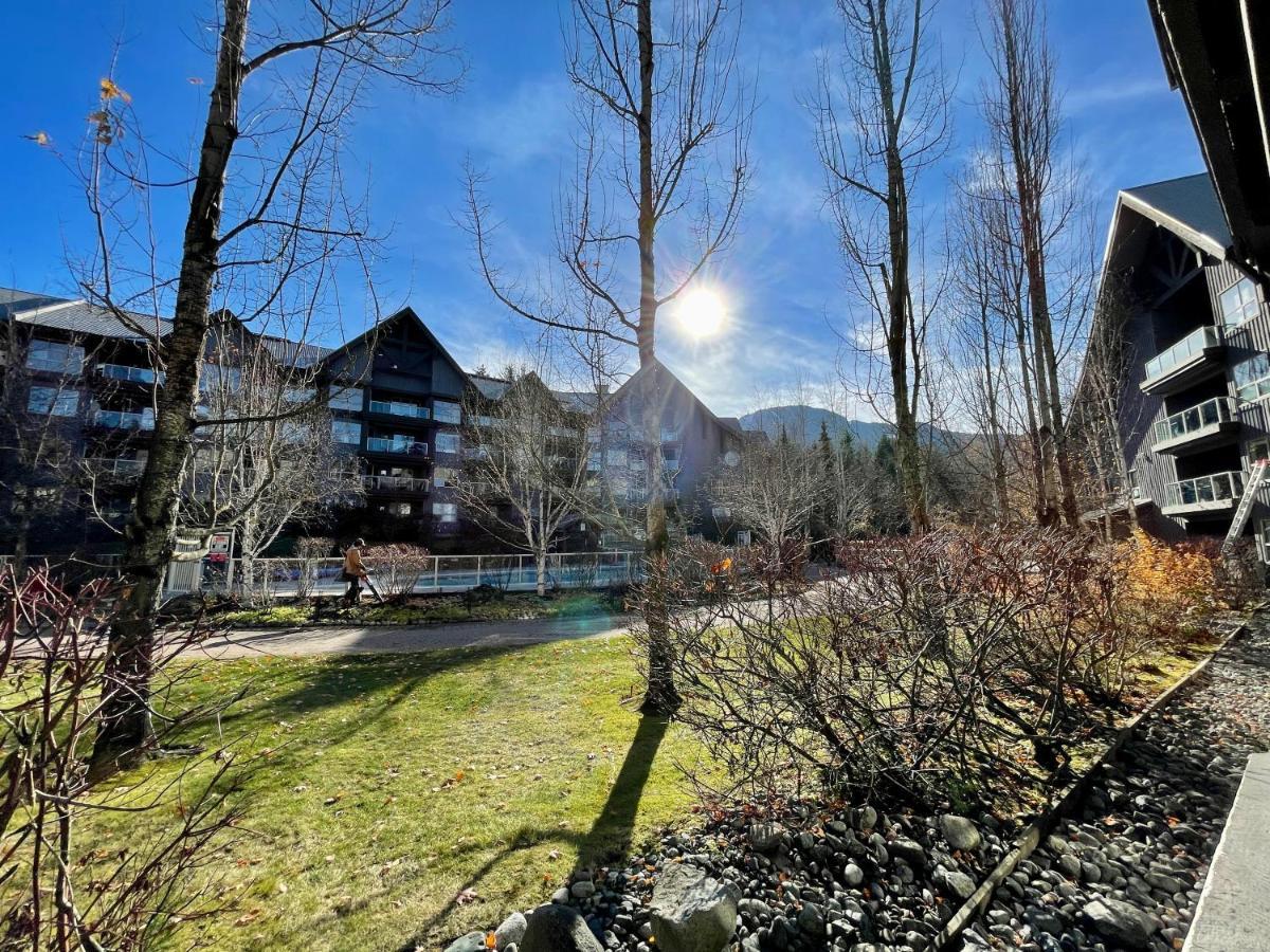 Aparthotel In Out At Whistler