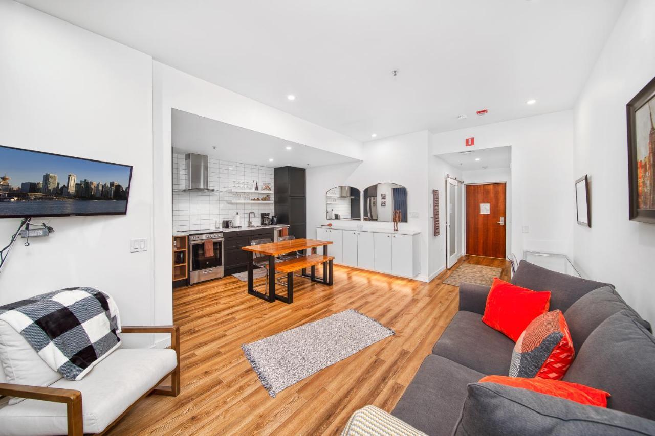 Luxury And Modern At Blackcomb Base Apartment *