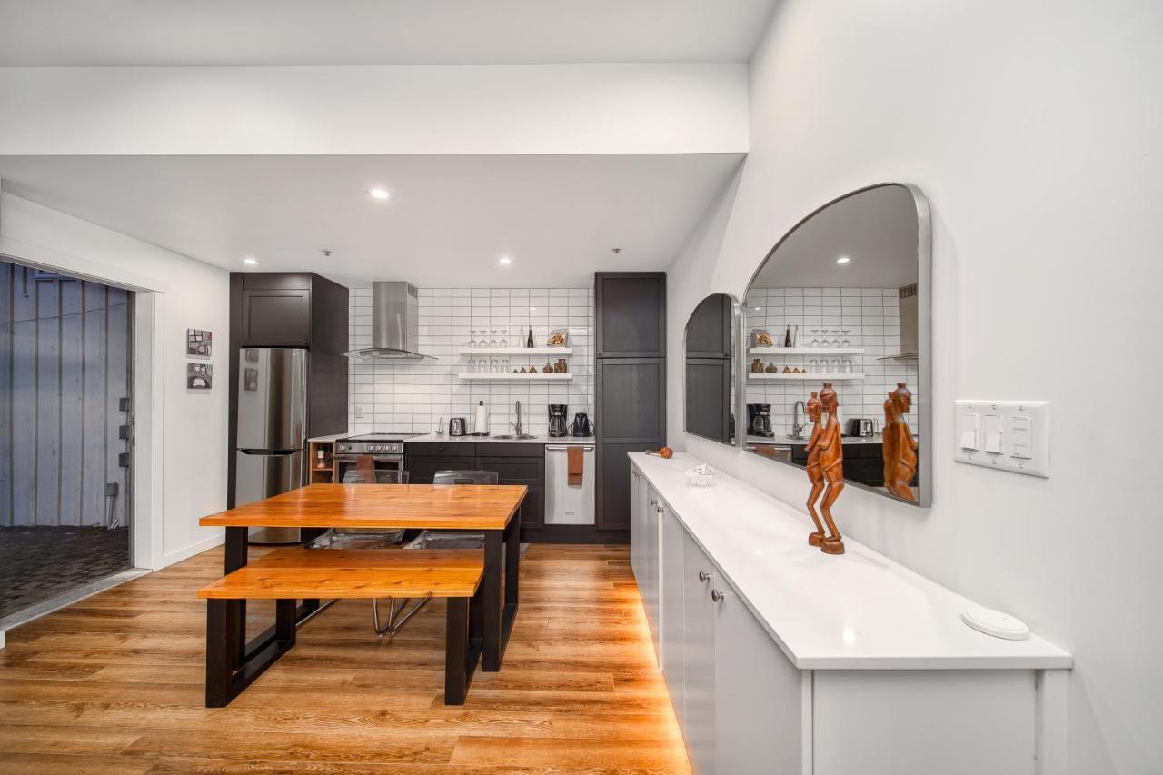 Luxury And Modern At Blackcomb Base * Whistler
