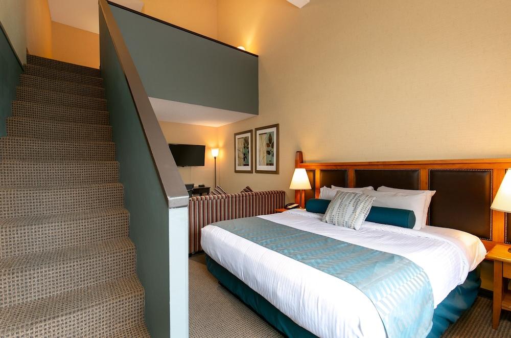 Blackcomb Hotel