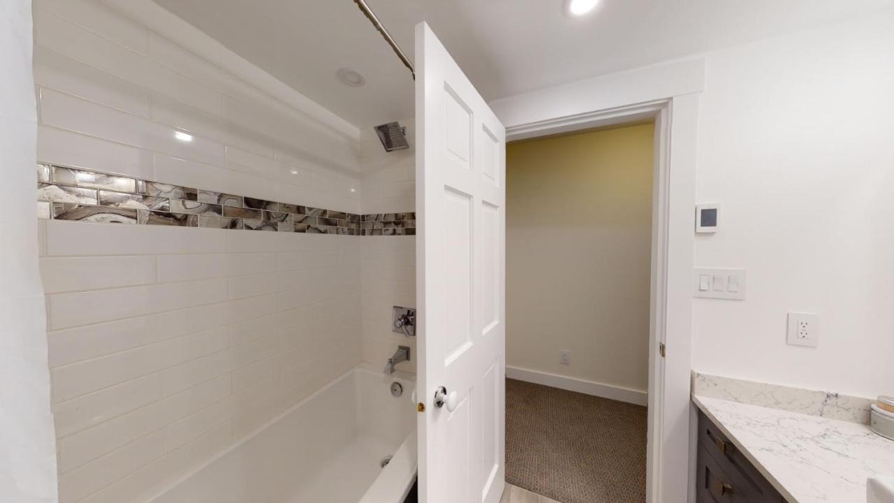 Greyhawk By Premier Apartment Whistler