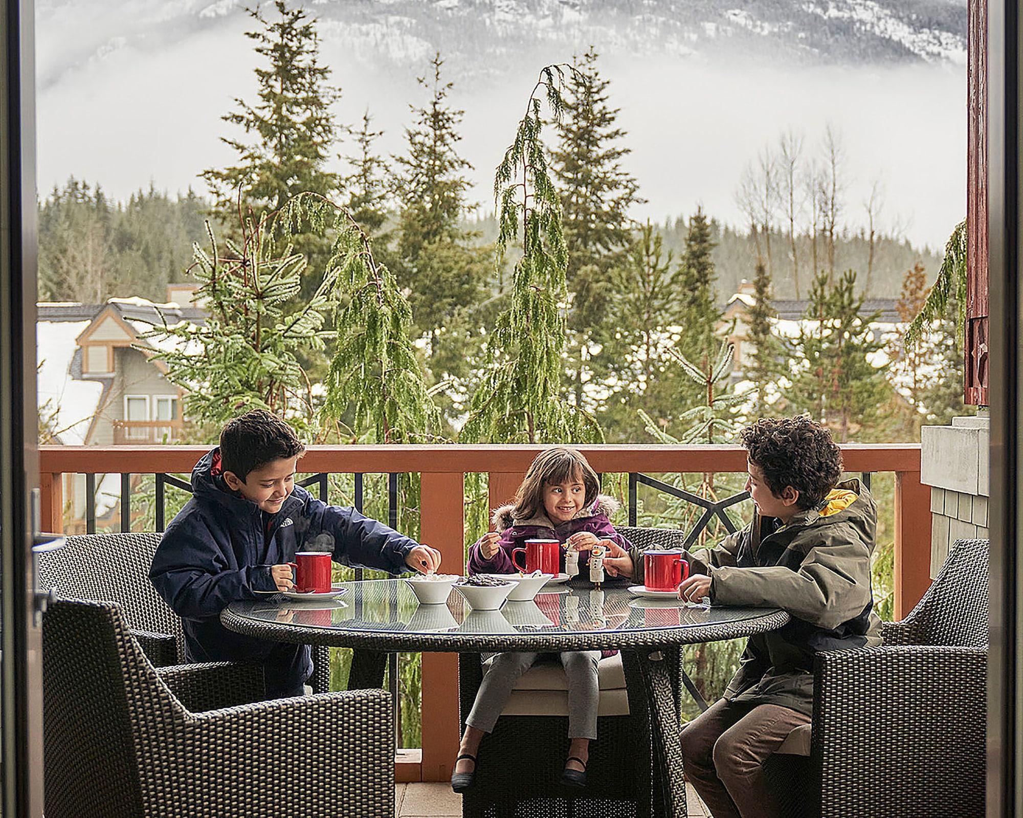 Four Seasons 5* Whistler