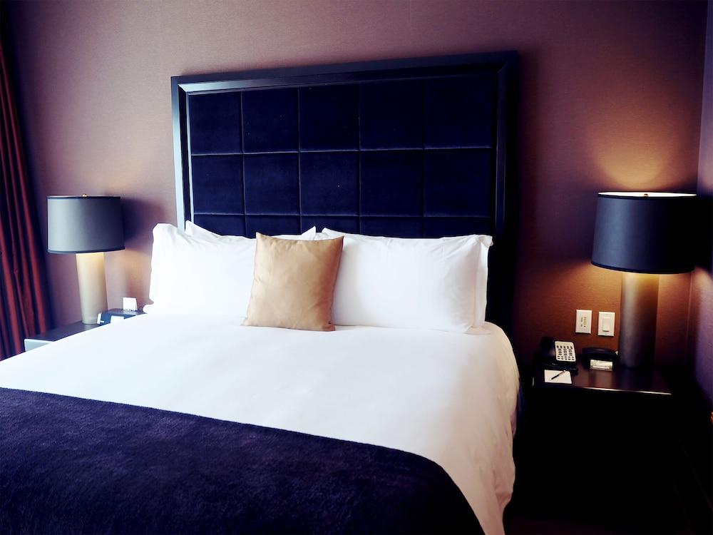 Four Seasons Resort 5*