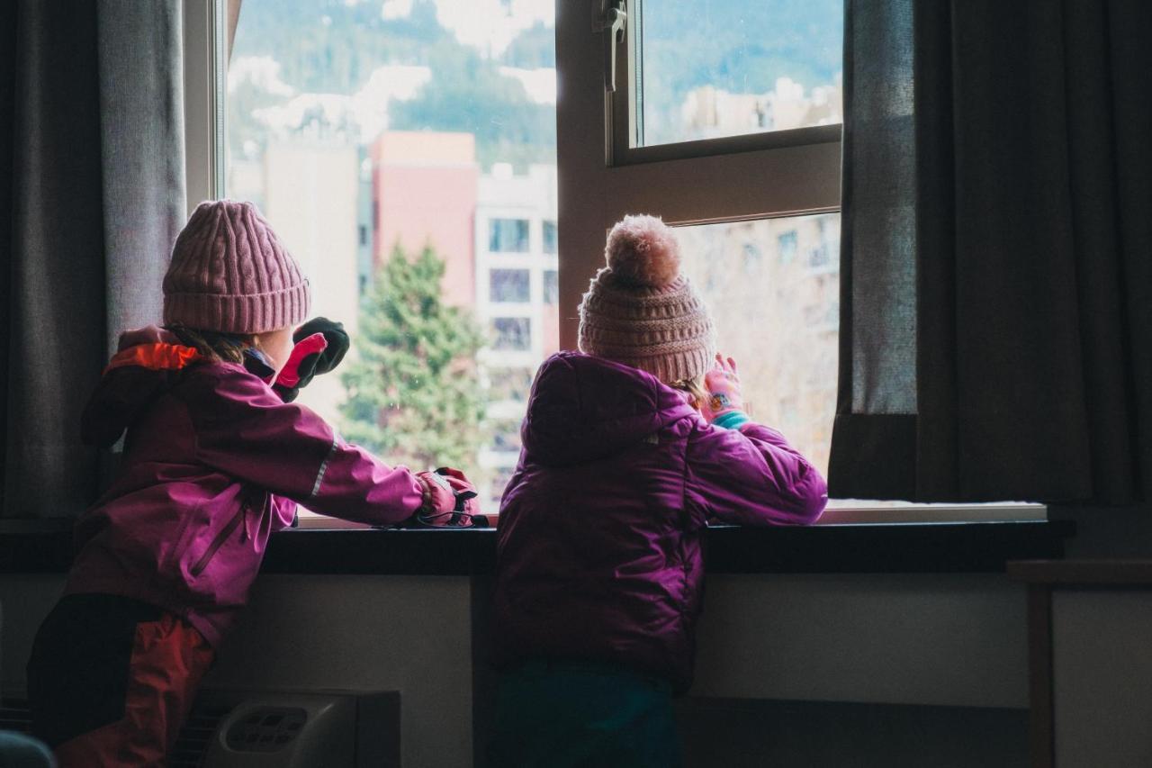 Aava 4* Whistler