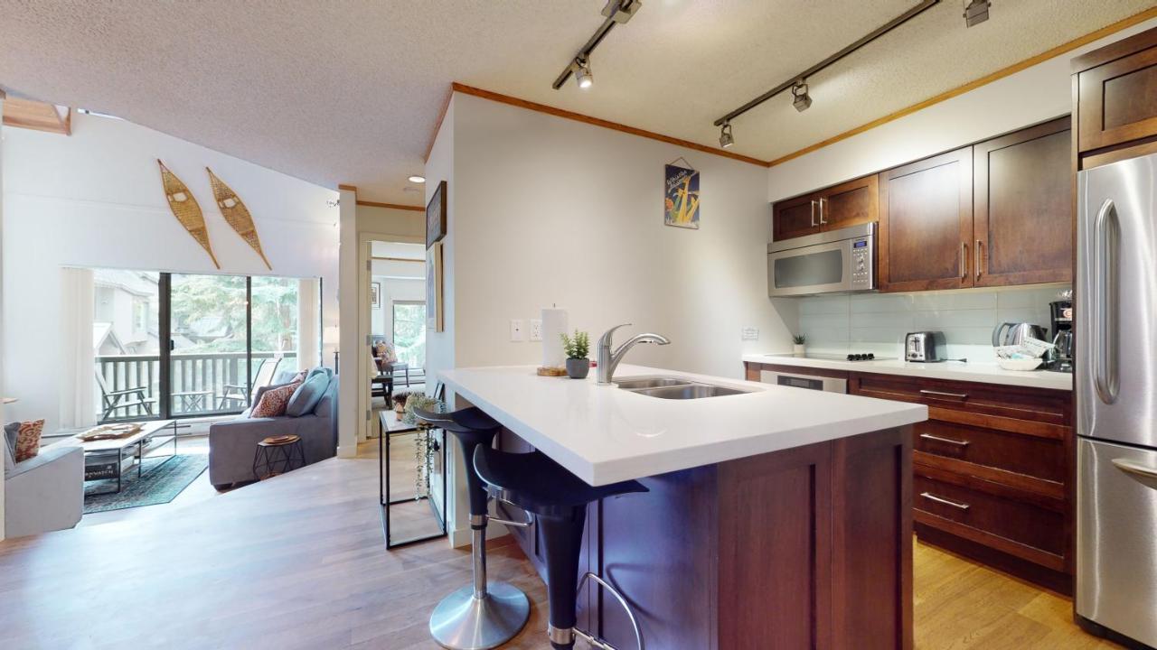 Stylish In A Prime Location By Harmony Holiday home *