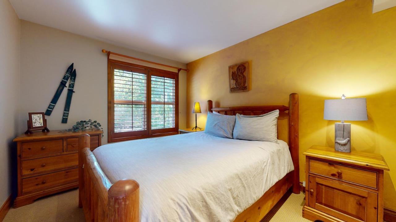 Holiday home Golf Course & Mountain Views By Harmony *