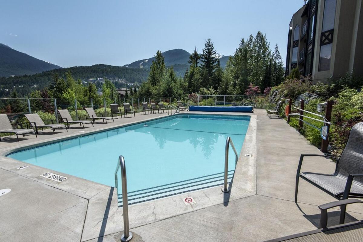 Apartment Ironwoods On Blueberry Hill By Blackcomb Vacation