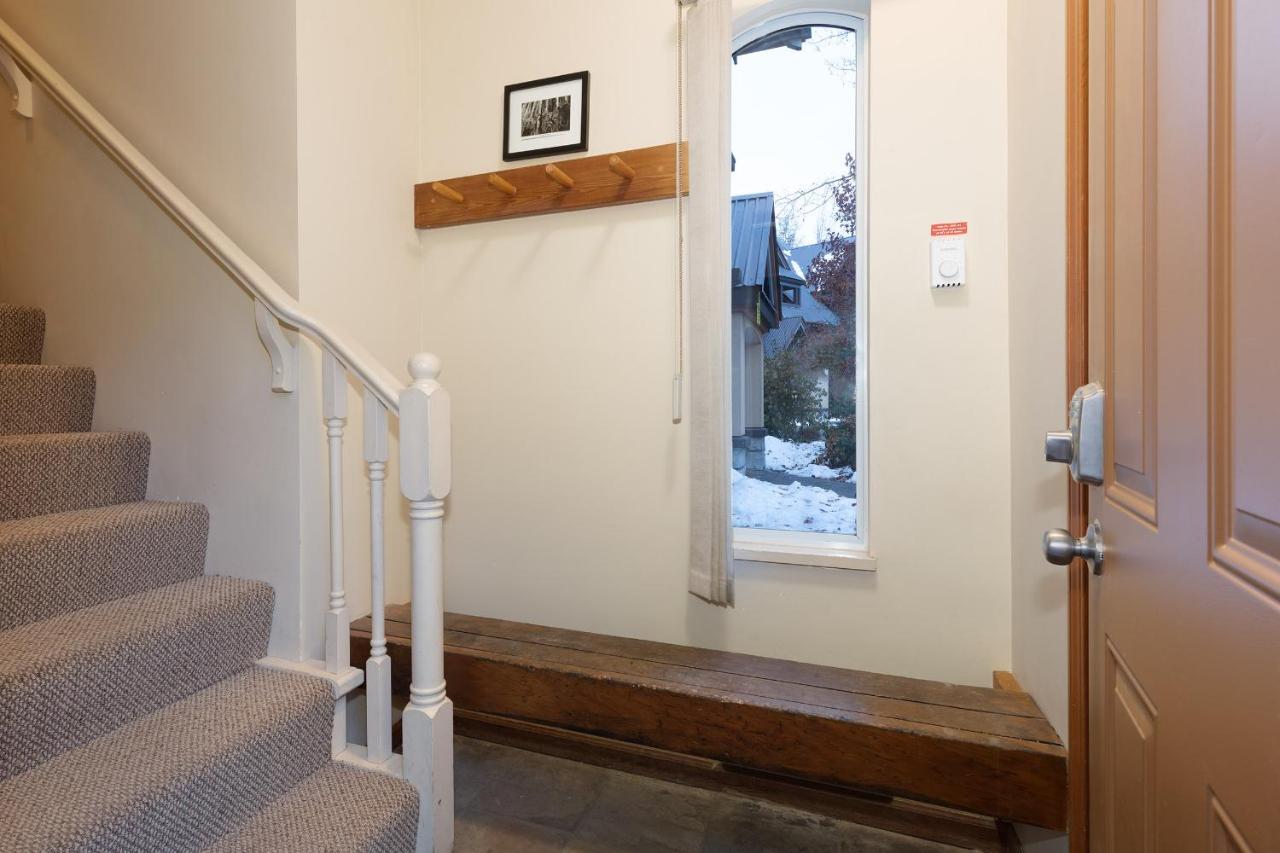 Stoney Creek- Lagoons By Premier Apartment Whistler
