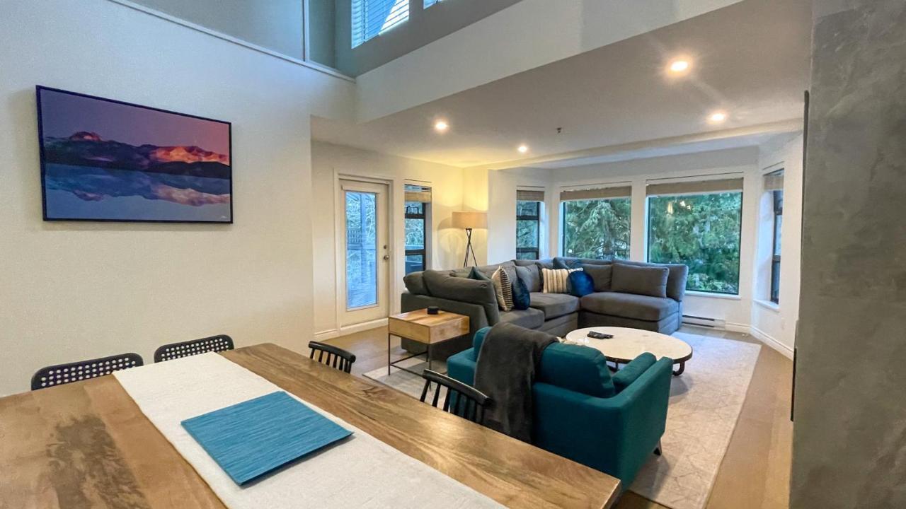 3br Stunning Recently Renovated By Harmony
