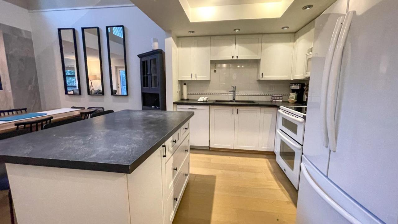 3br Stunning Recently Renovated By Harmony *