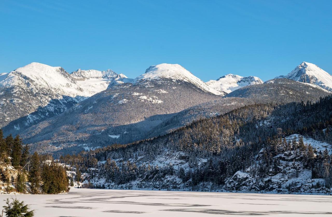 3br Sunpath - Spacious Village Townhome Whistler
