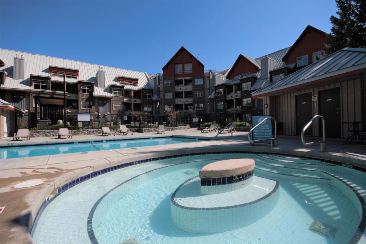 Cozy 1br, Steps From Creekside Gondola By Harmony Vacations Holiday home Whistler