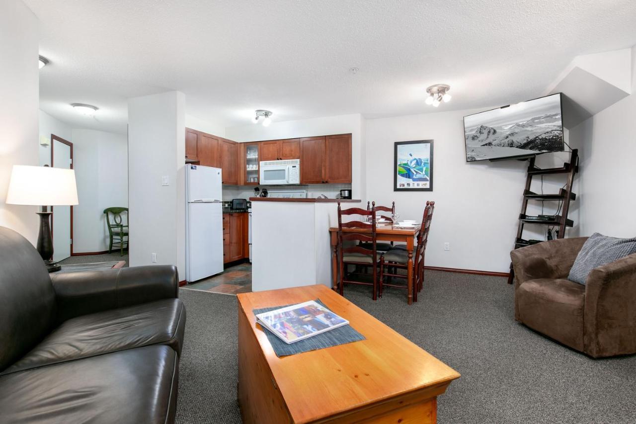 Apartment Glaciers Reach By Allseason Vacation Whistler