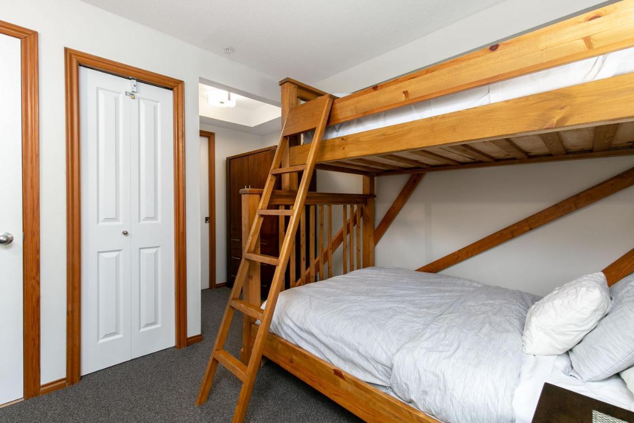 Apartment Glaciers Reach By Allseason Vacation *