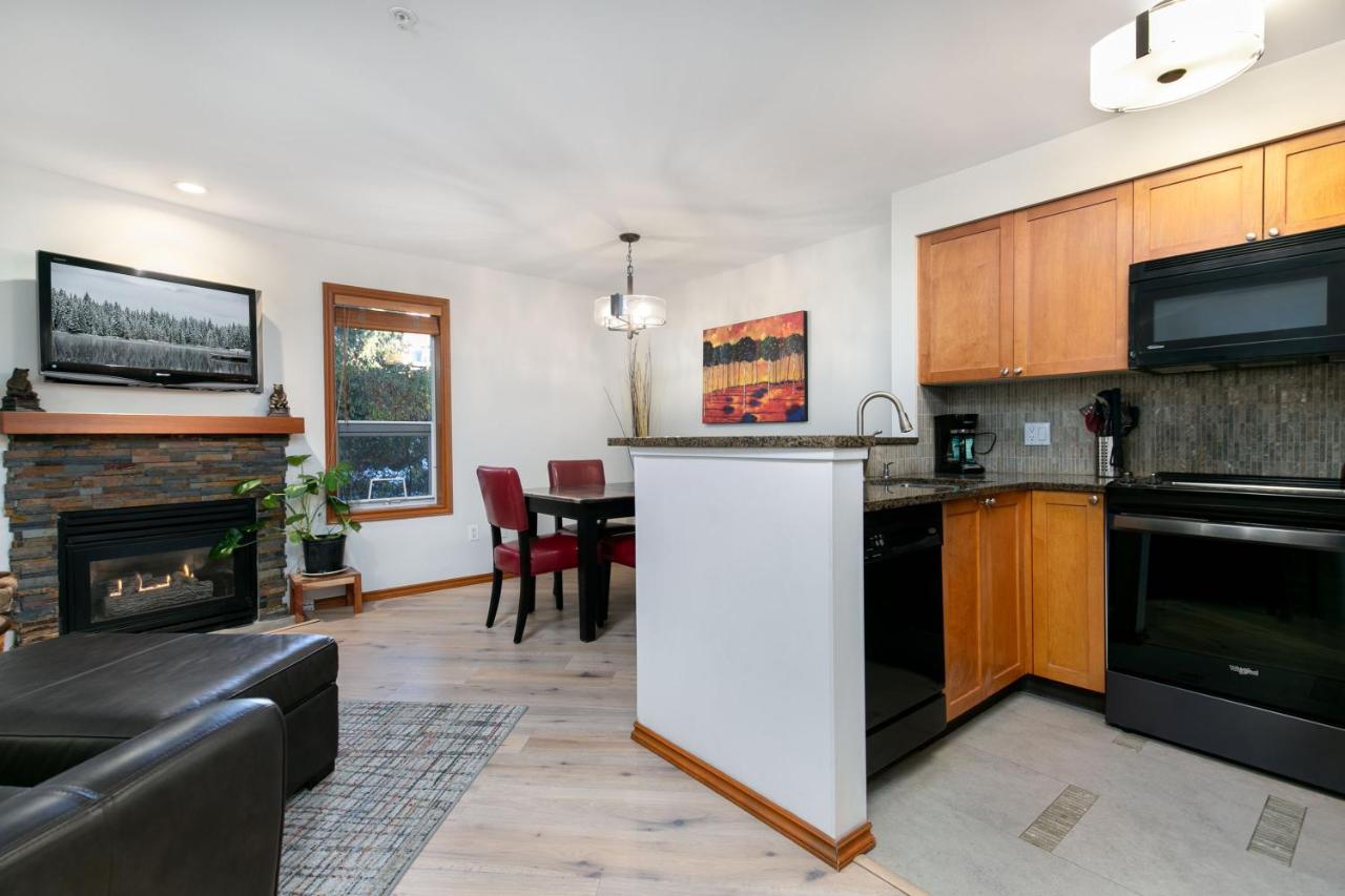 Apartment Glaciers Reach By Allseason Vacation Whistler
