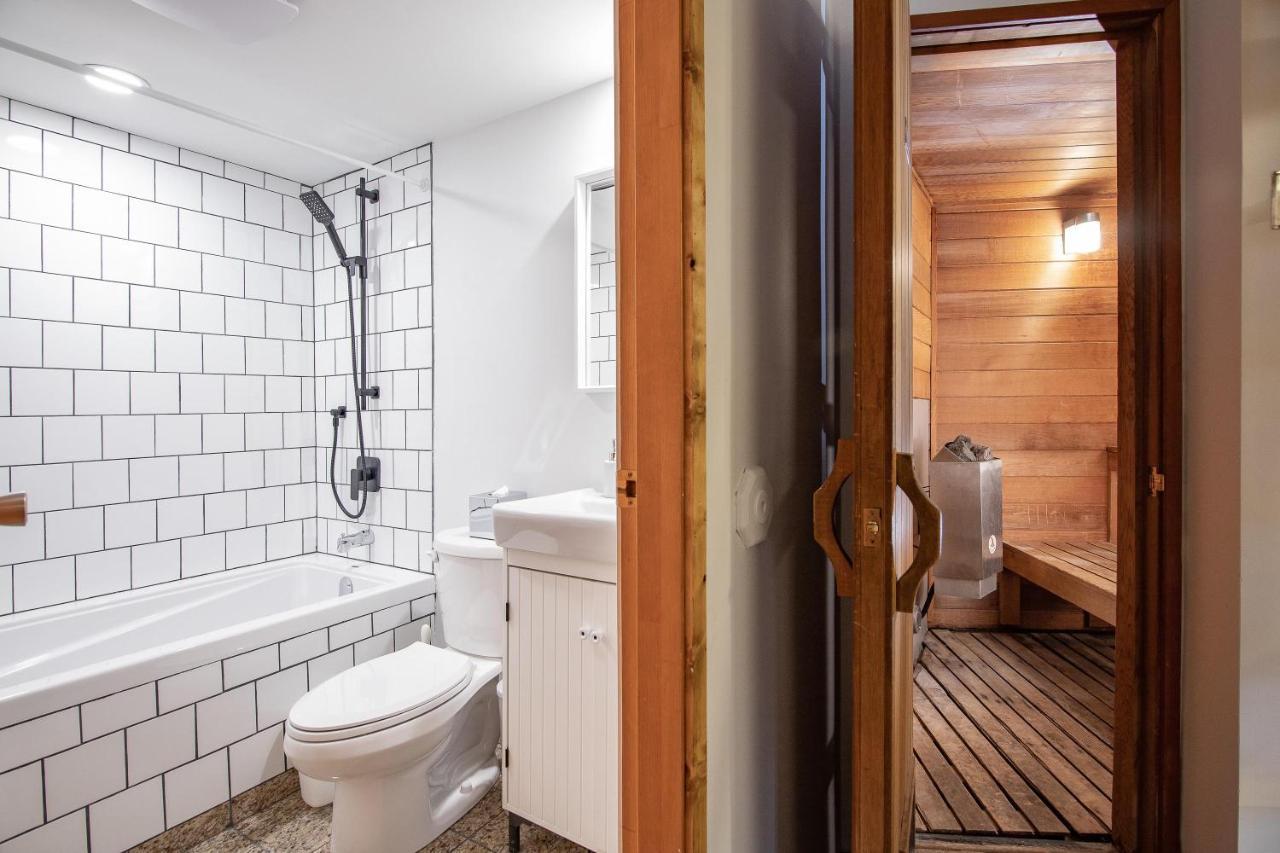 Fitzsimmons C - Private Sauna, Located In The Heart Of Village Apartment Whistler