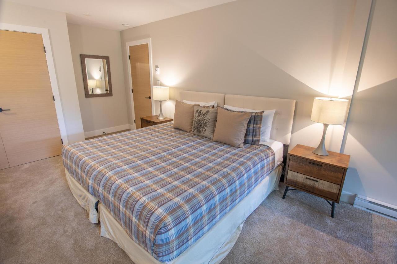 Pinnacle Ridge 36 - In Out, Newly Renovated, Private Hot Tub, Wood Fireplace Holiday home