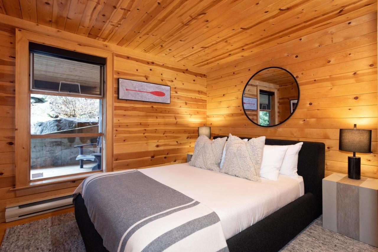 Pinnacle Ridge 34 - In Out, Private Hot Tub, Recently Renovated, Gas Fireplace