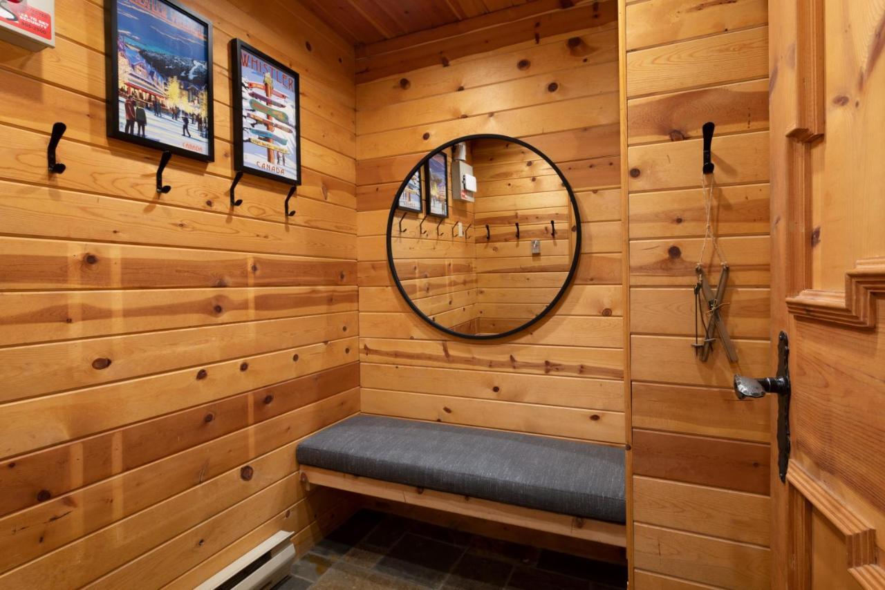Pinnacle Ridge 34 - In Out, Private Hot Tub, Recently Renovated, Gas Fireplace Holiday home *