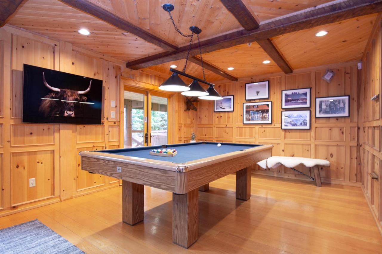 Pinnacle Ridge 34 - In Out, Private Hot Tub, Recently Renovated, Gas Fireplace *