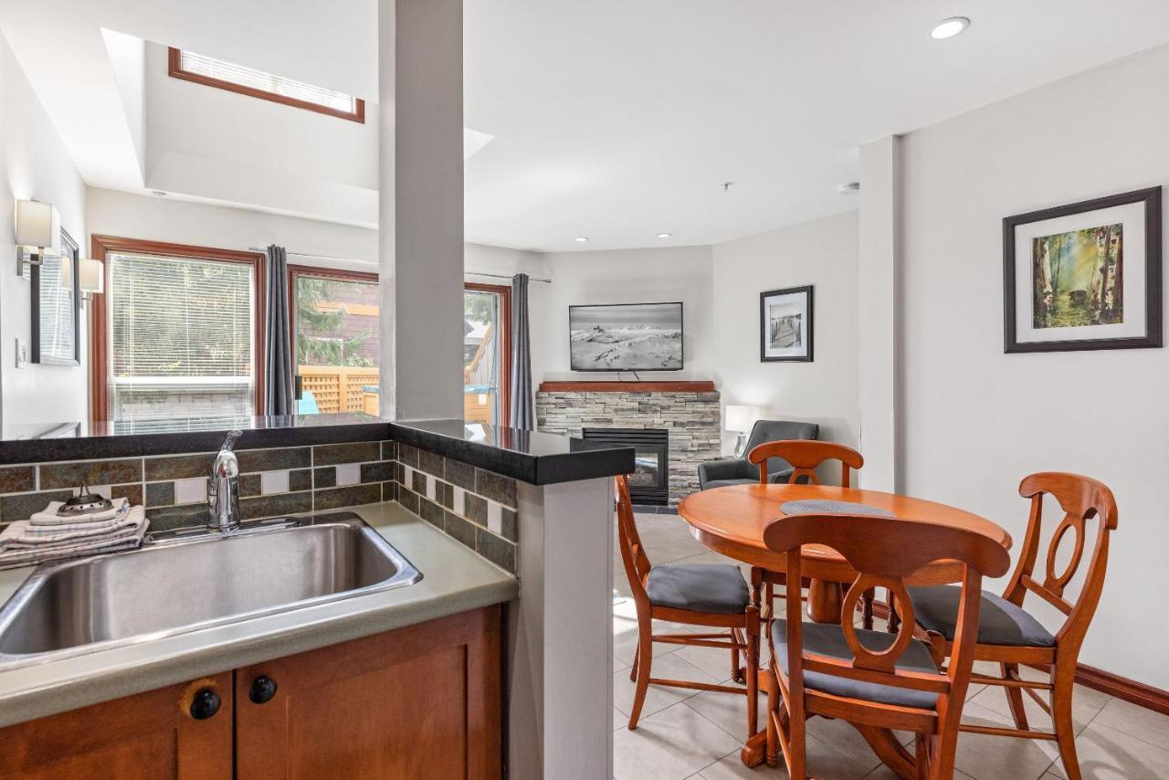 Apartment Glaciers Reach By Allseason Vacation