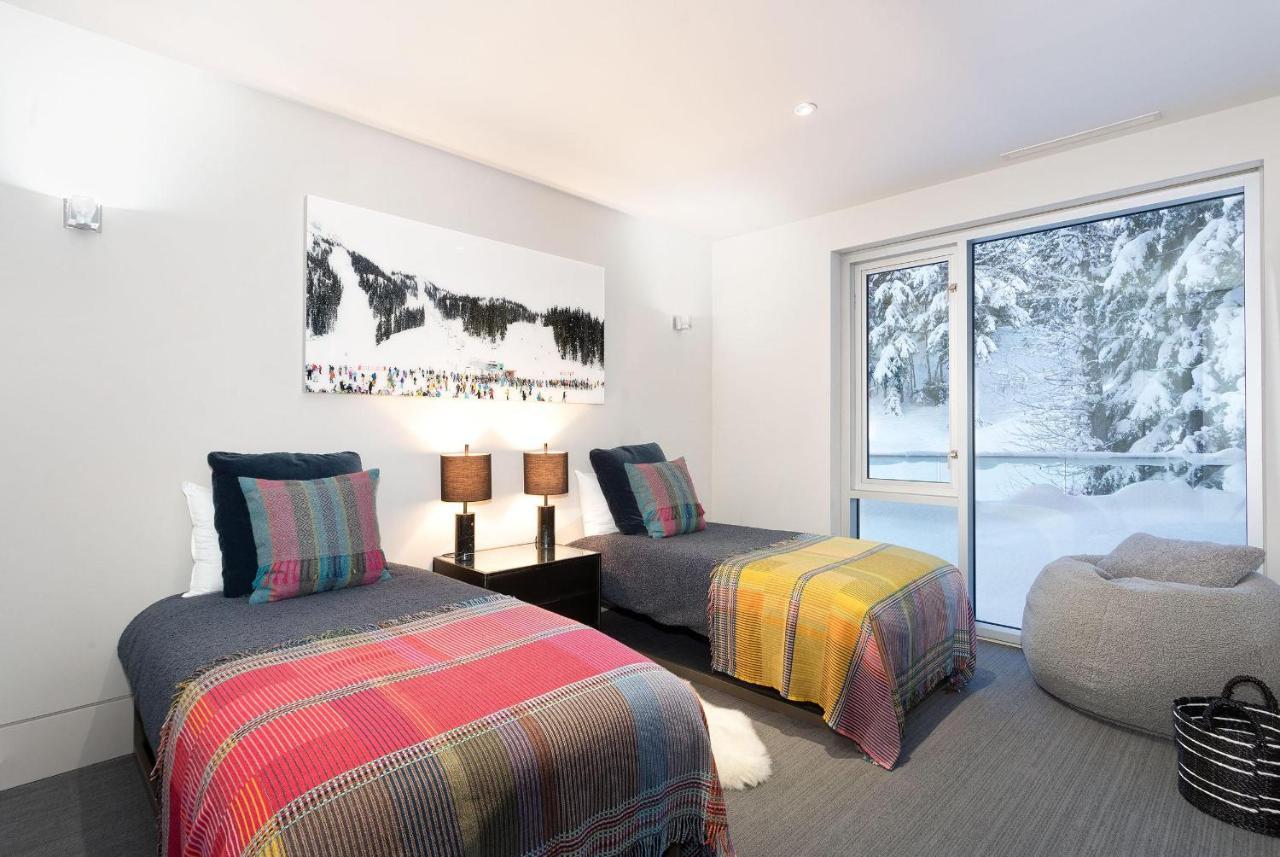 Kadenwood 2980 Holiday home Whistler