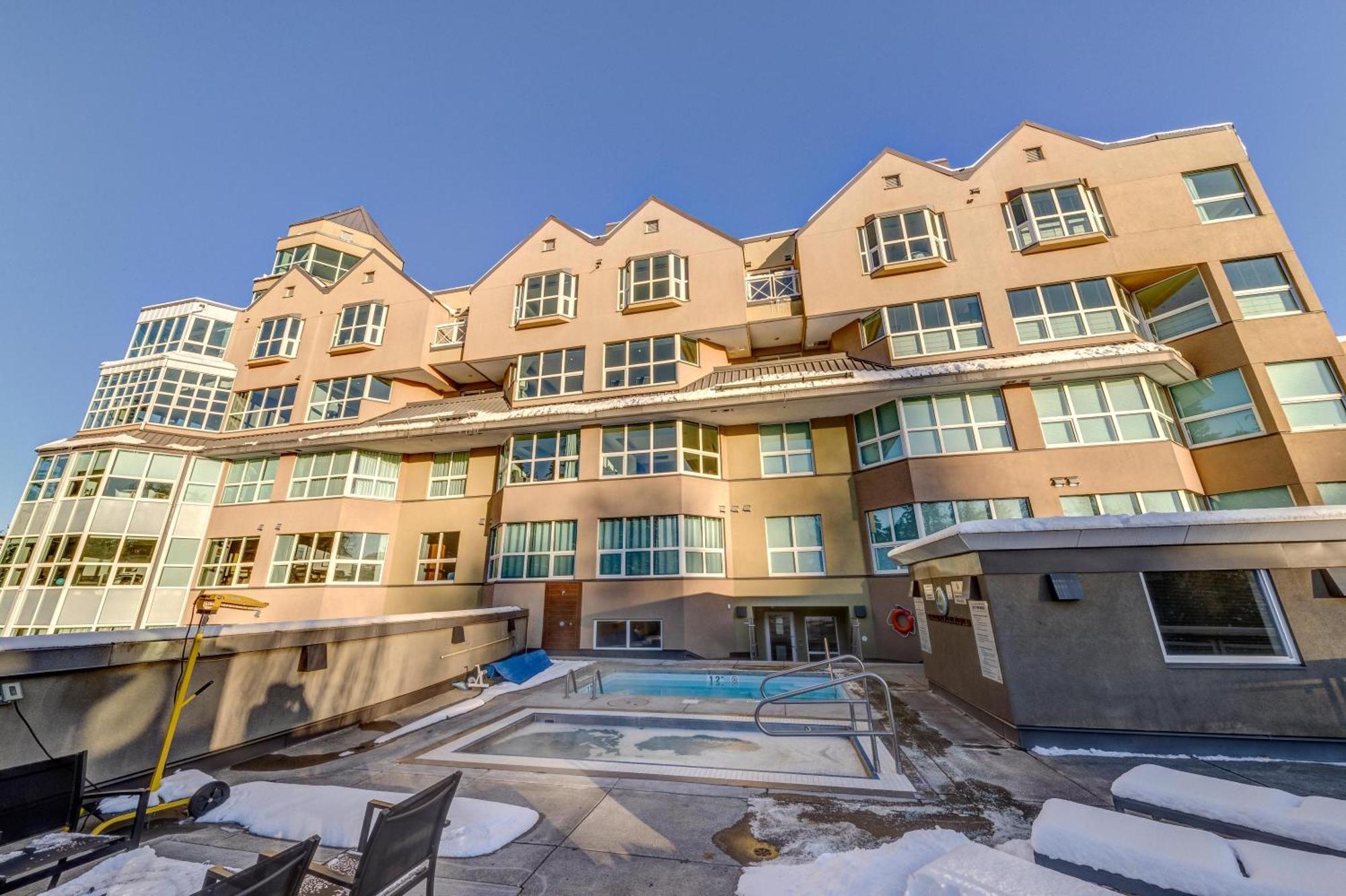 Le Chamois 504 - Upper Village