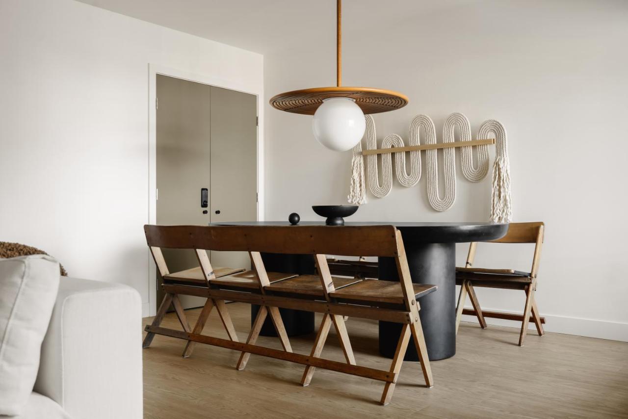 Ski-in/ski-out Intentionally Designed Apartment *