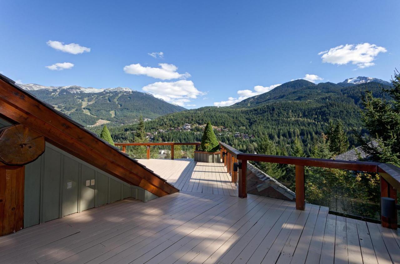 Holiday home Alpine View | Popular Chalet, Hot Tub, Theatre Room, Stunning Views Whistler