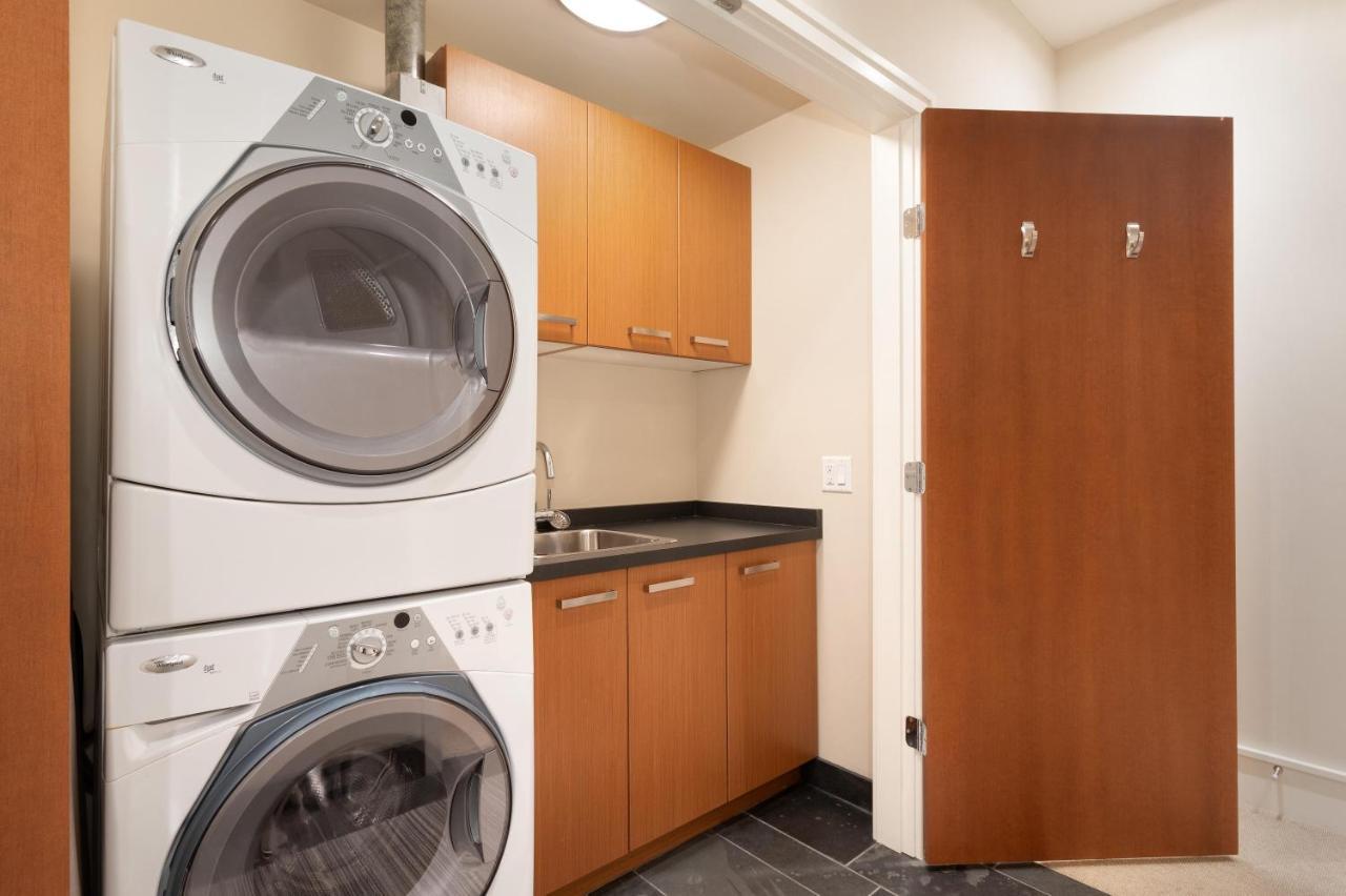 Fitzsimmons Walk 19 | Popular Townhome Near Village With Private Hot Tub & Parking