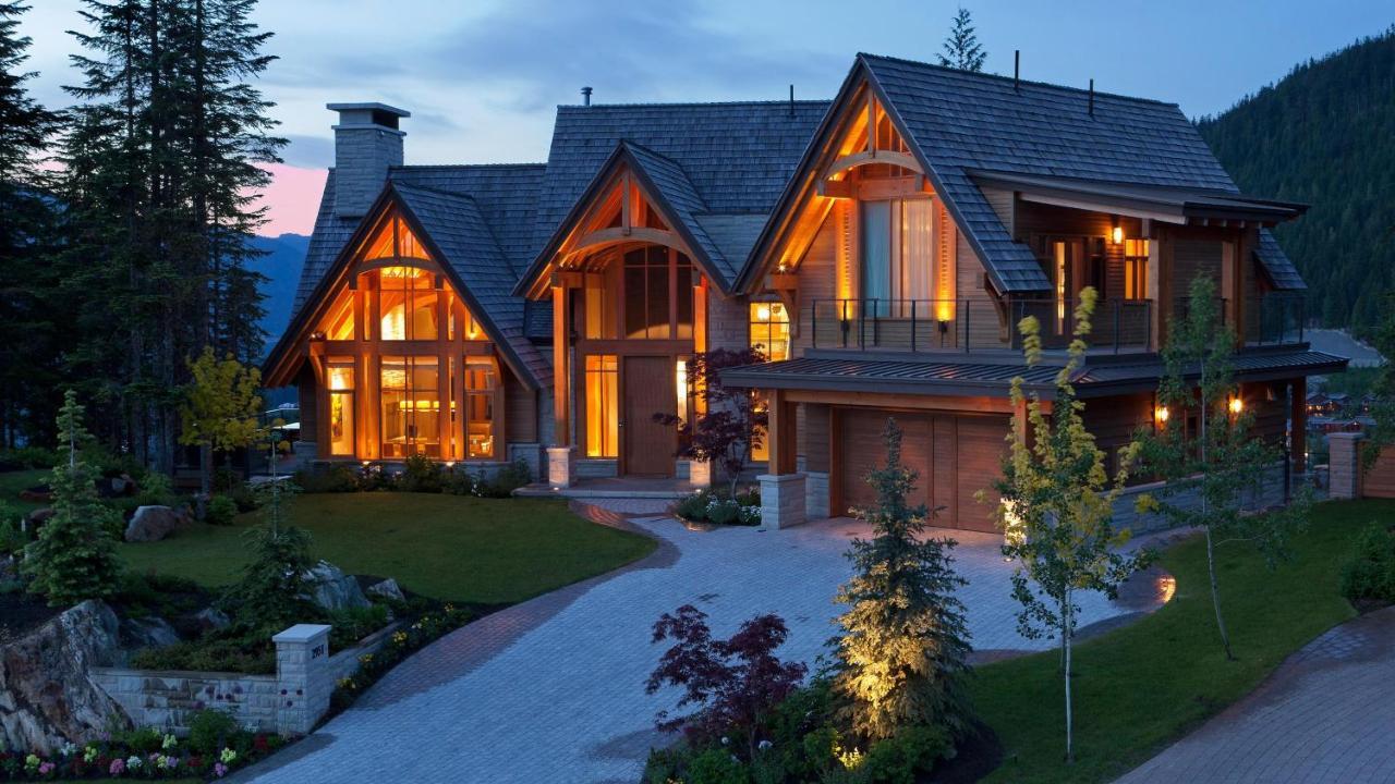 Kadenwood 2951 - Guest Favorite Luxury With Jacuzzi, Heated Pool & Cinema Holiday home