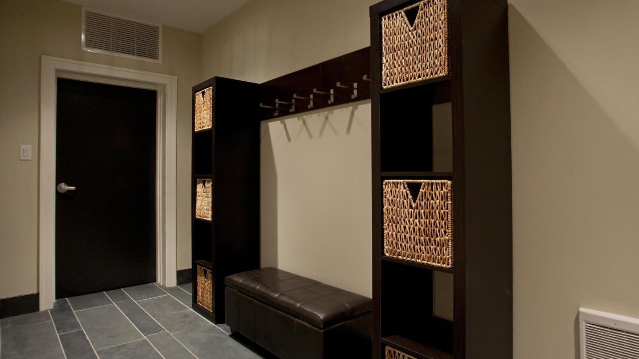 Fitzsimmons Walk 24 | Luxurious Townhome With Mountain Views, Hot Tub & Garage
