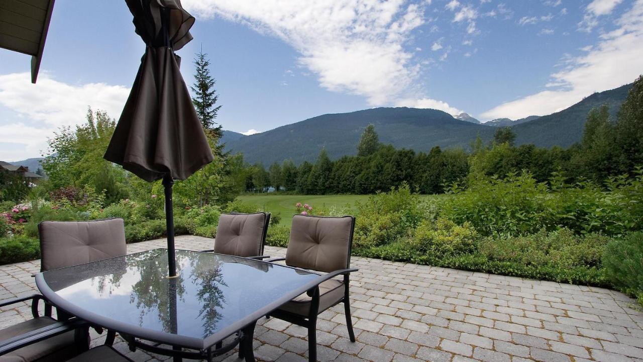 Goldenwood 8337 | Townhome W/ Panoramic Fairway View, Top-deck Hot Tub, 2 Car Garage *