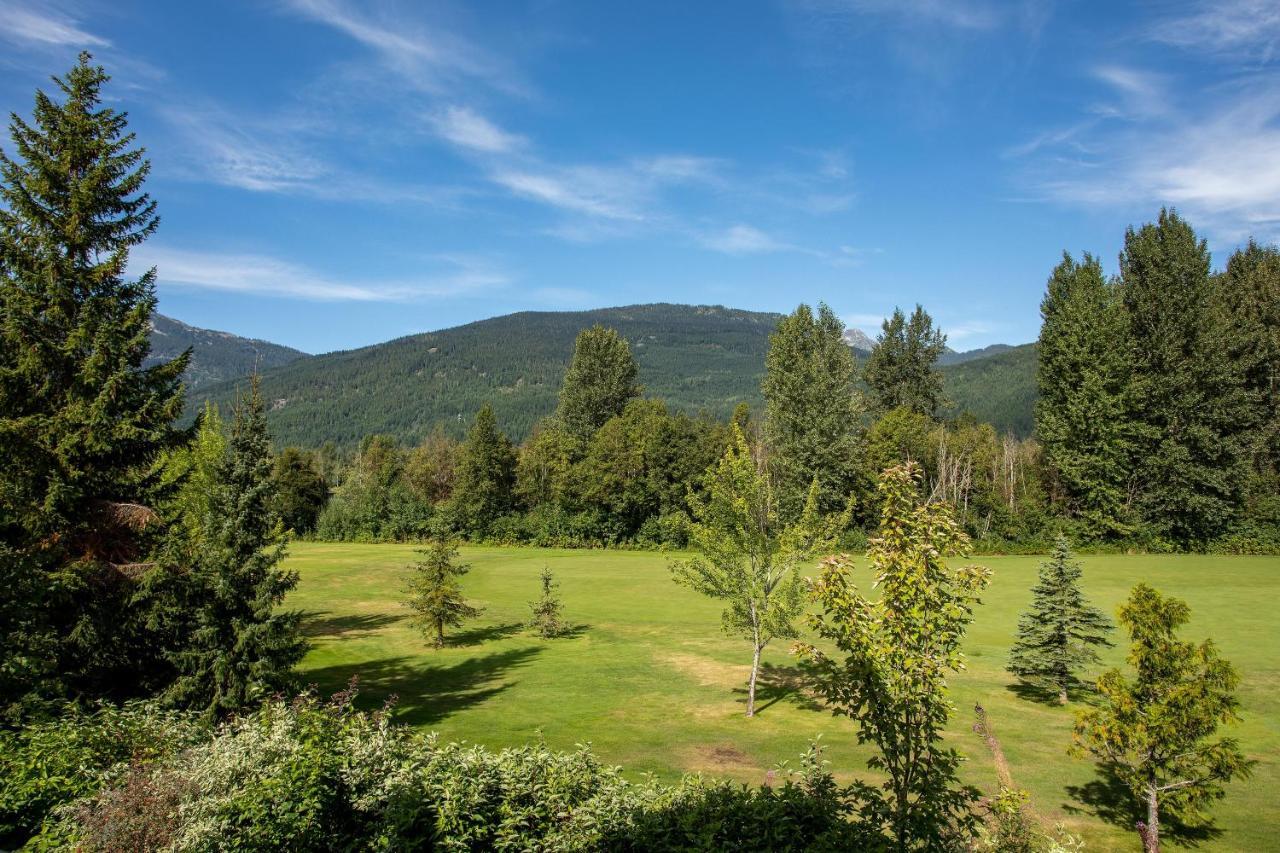 Goldenwood 8337 | Townhome W/ Panoramic Fairway View, Top-deck Hot Tub, 2 Car Garage Whistler