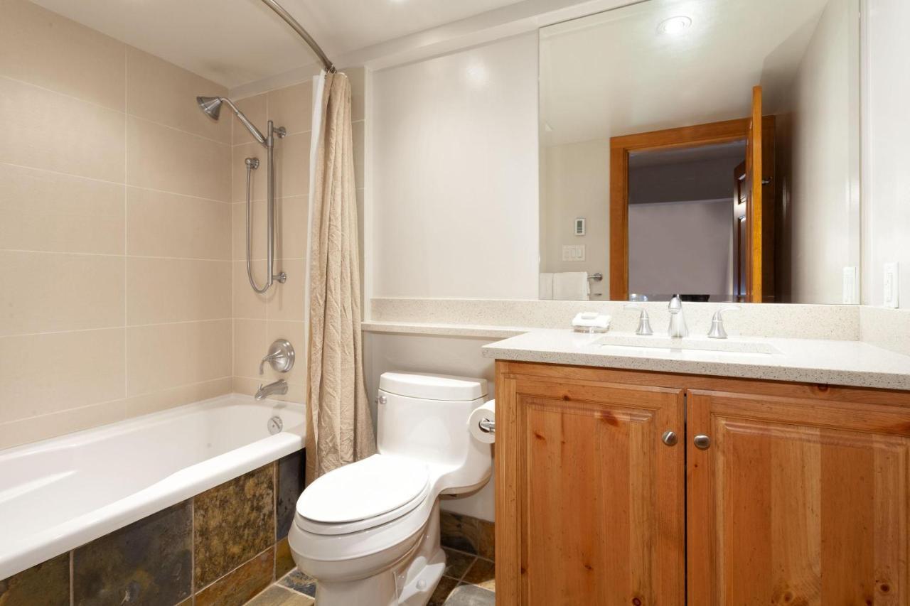 Painted Cliff 25 | Family-sized Ski-in, Ski-out Townhome W/ Shared Hot Tub & Log Fire * Whistler