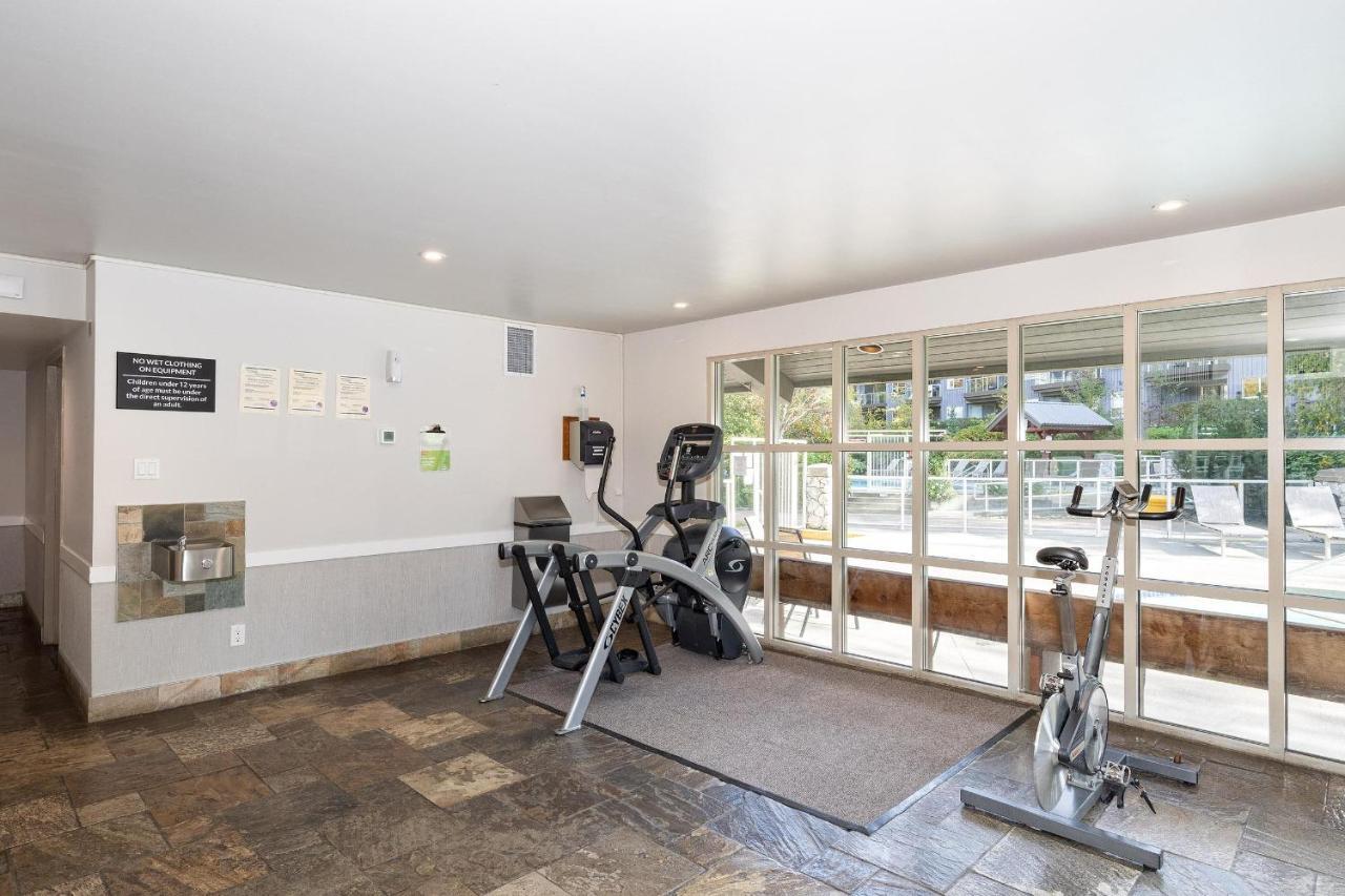 Aspens 466 | Family-friendly Ski-in Ski-out, Three Hot Tubs, Heated Pool * Whistler