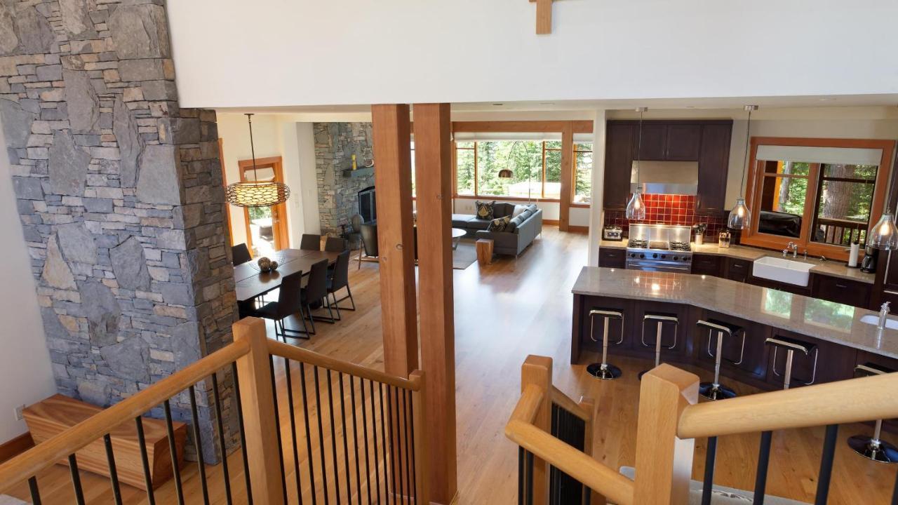 Holiday home Kadenwood 2972 | Mountainside With Hot Tub, Views, Pool Table & Outdoor Fireplace