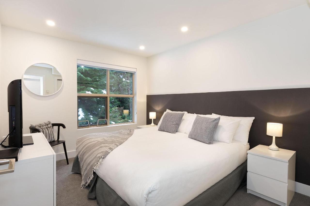 Holiday home Blackcomb Greens 20 | Stylish Townhome With Parking, Shared Hot Tub, Village Shuttle, Views *
