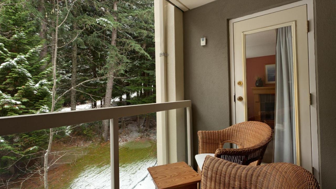 Holiday home Woodrun 416 | Family Ski-in Ski-out Condo, Hot Tub, Heated Pool, Parking & Laundry