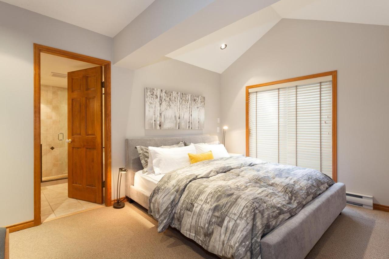 Painted Cliff 11 | Dog Friendly! Ski-in Ski-out Benchlands Townhome W/ Hot Tub & Fireplace * Whistler