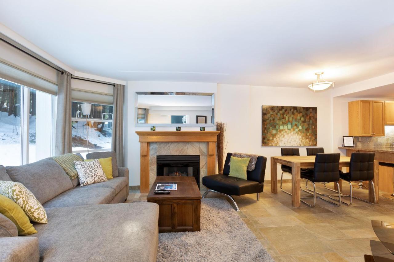 Woodrun 216 | Renovated Ski-in Ski-out W/ Free Parking, Pool, Hot Tub, & Gym